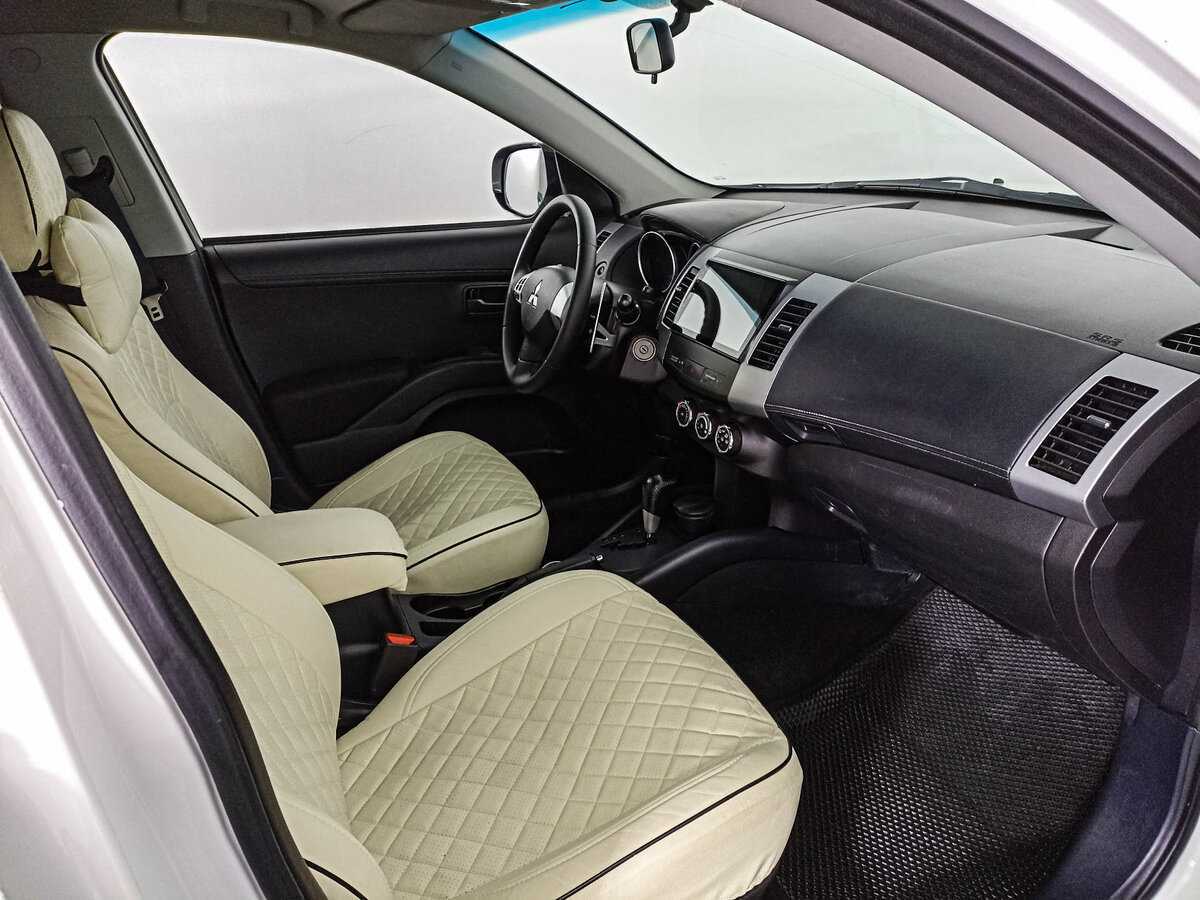 Mitsubishi Outlander 2012 года с пробегом. Фото: #10