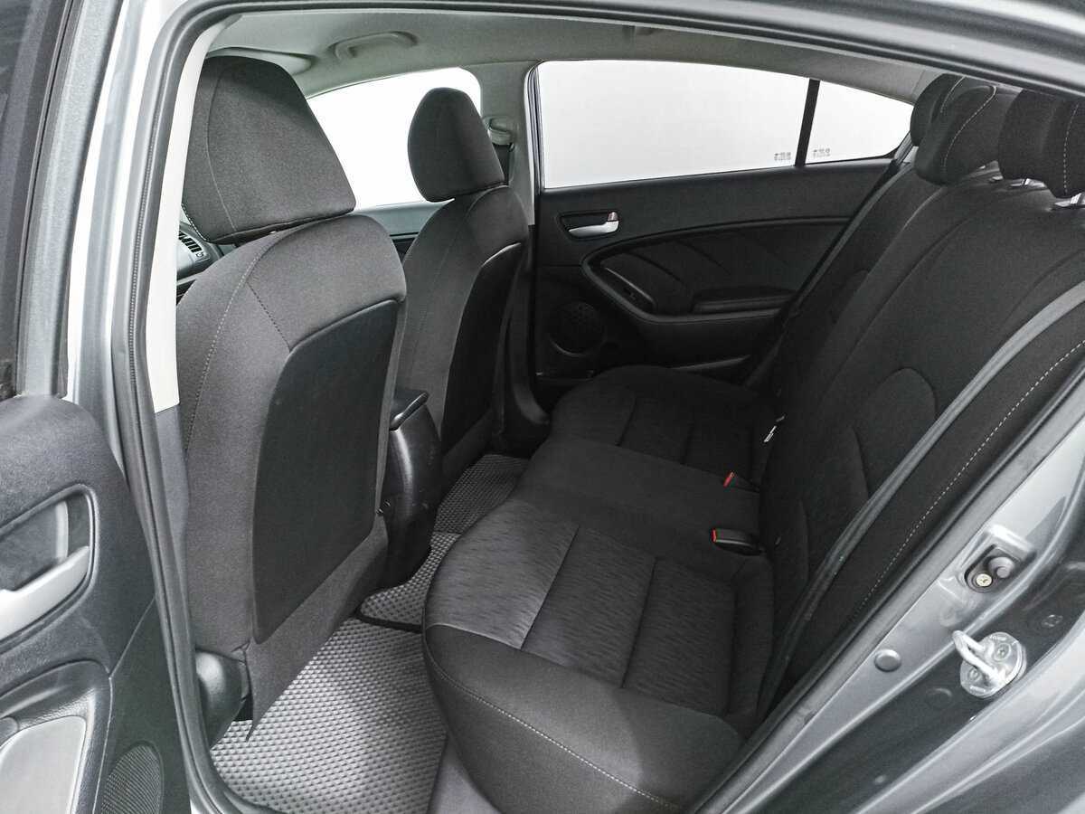 Б/У Киа Церато 2014 года. Фото: #9