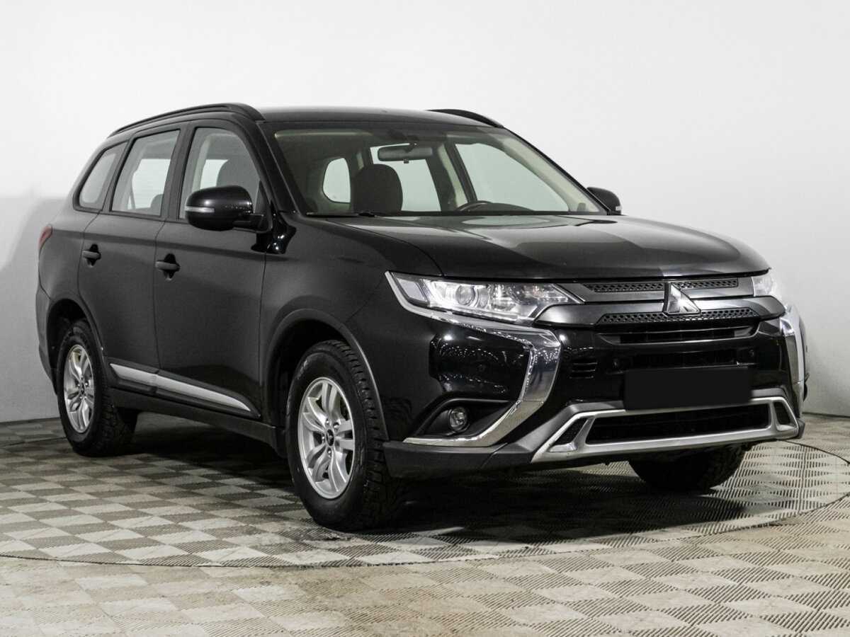 Mitsubishi Outlander 2021 года с пробегом. Фото: #2