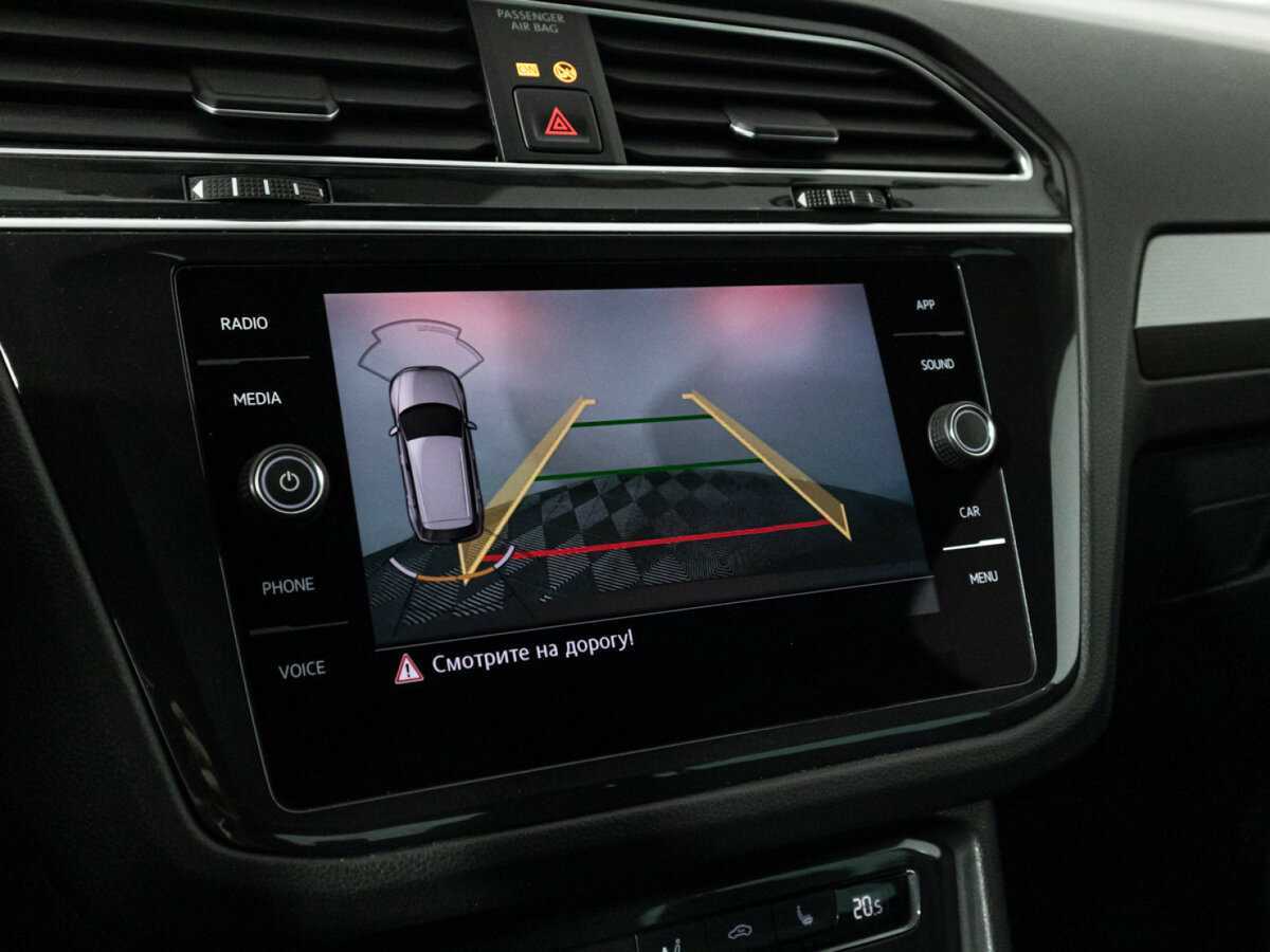 Б/У Фольксваген Тигуан 2018 года. Фото: #16