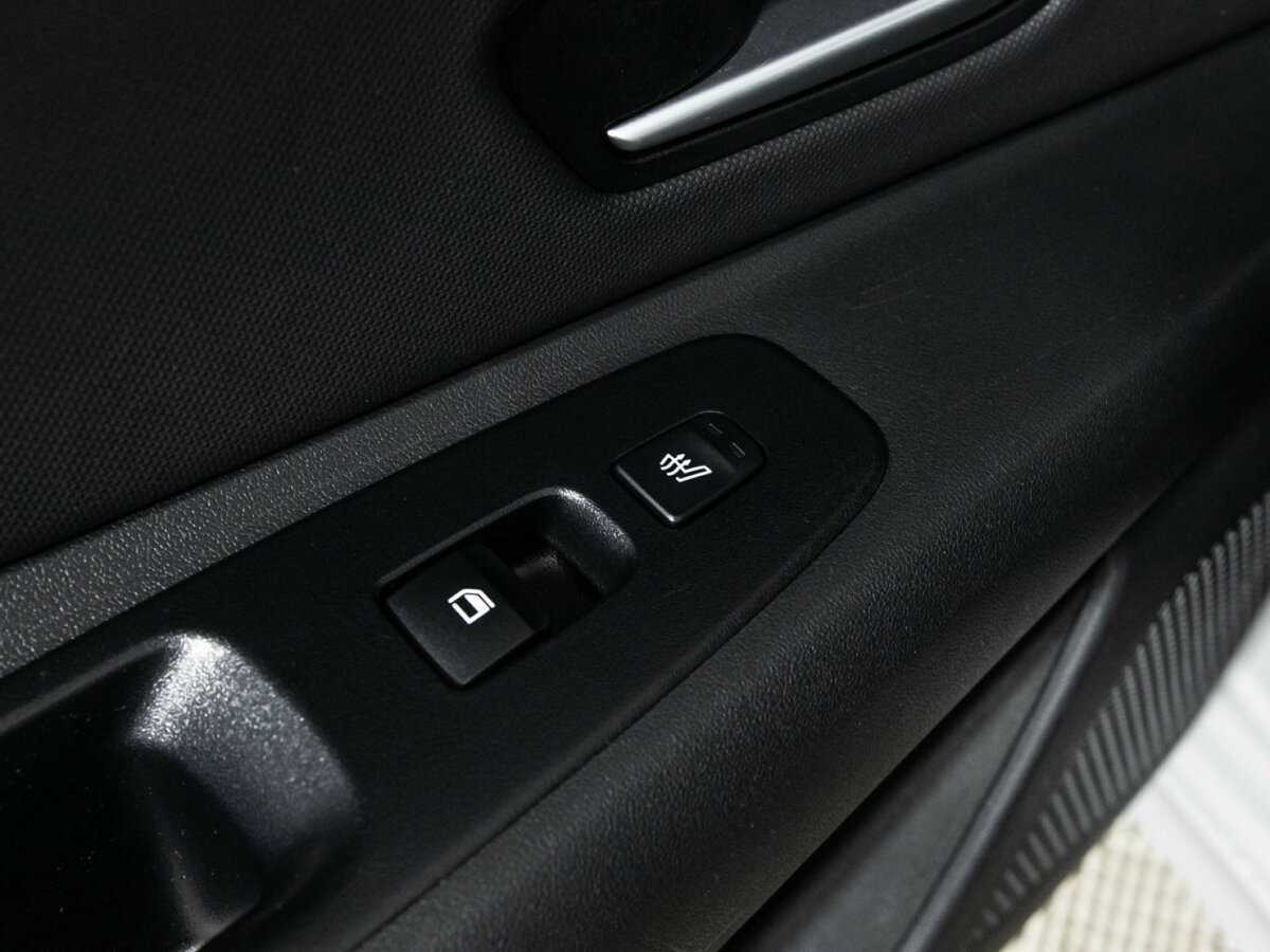 Hyundai Elantra 2023 года с пробегом. Фото: #17