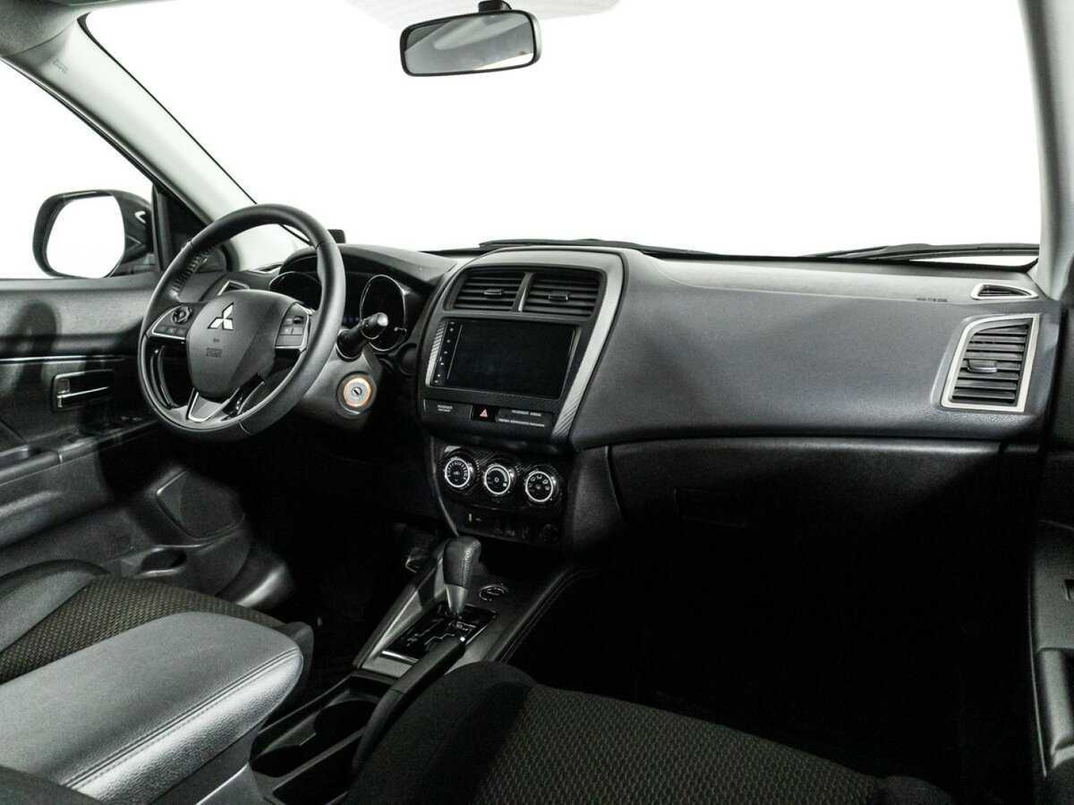 Б/У Митсубиши АС-Икс 2019 года. Фото: #8