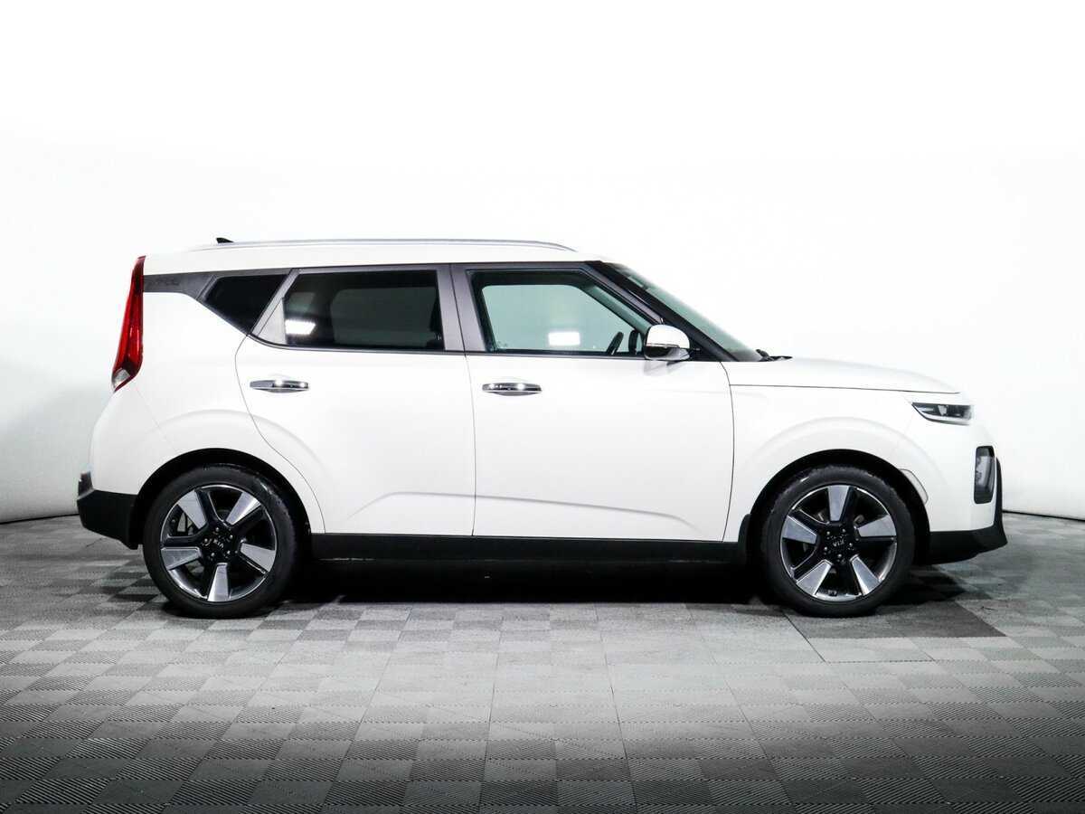 Б/У Киа Соул 2021 года. Фото: #3