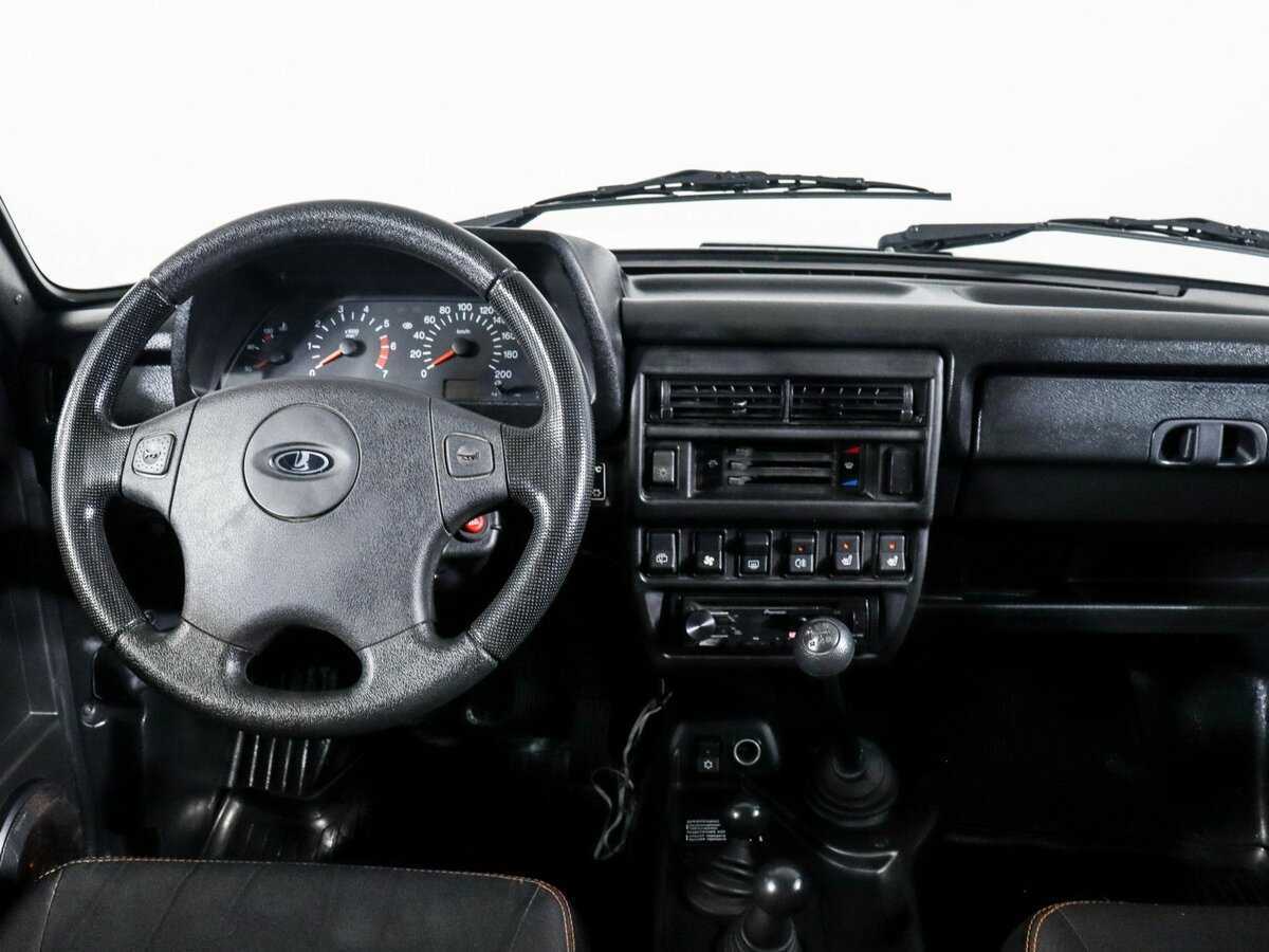 Lada (ВАЗ) 2121 (4x4) 2016 года с пробегом. Фото: #8