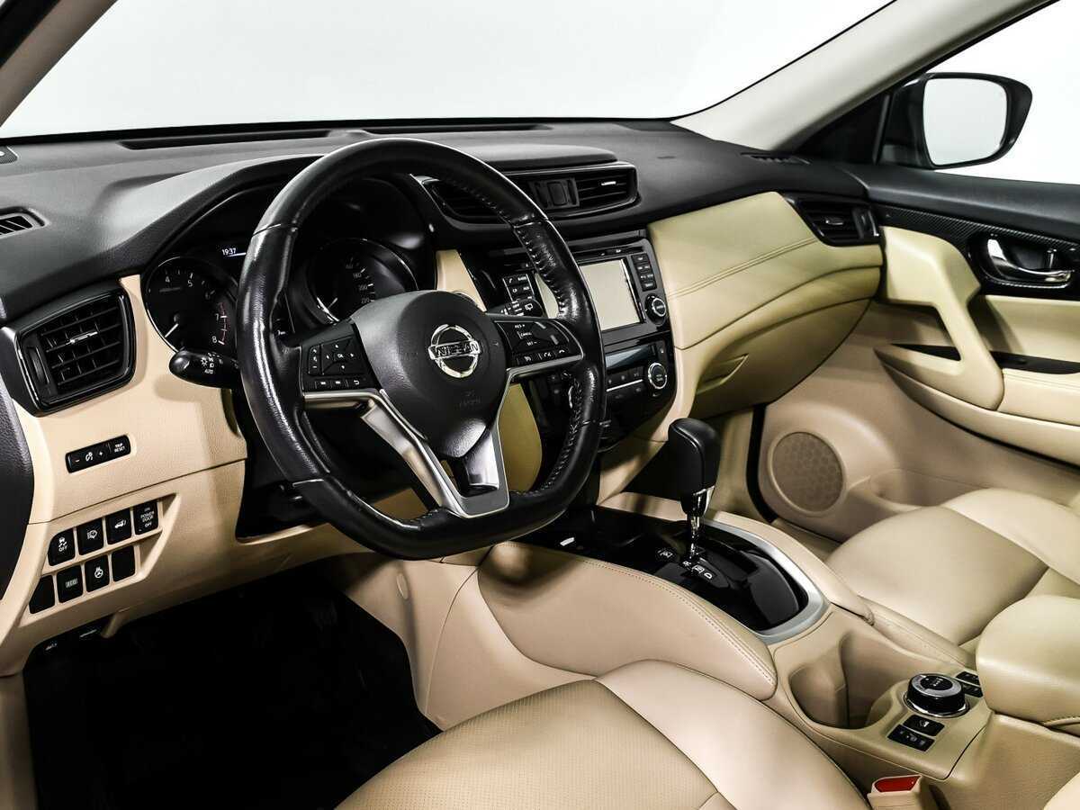 Б/У Ниссан Икс-Трейл 2018 года. Фото: #11