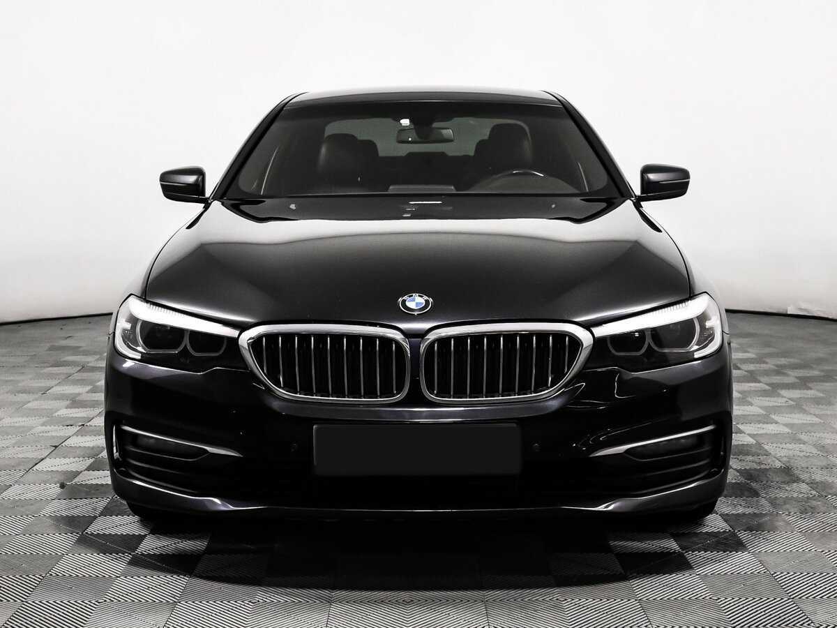 BMW 5 серии 2019 года с пробегом. Фото: #1