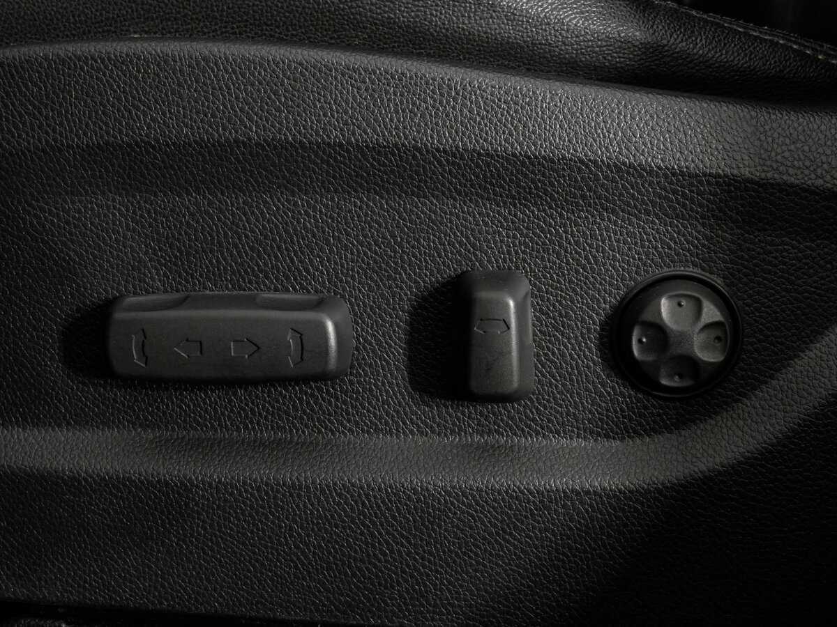 Б/У Хендай Санта Фе 2013 года. Фото: #16