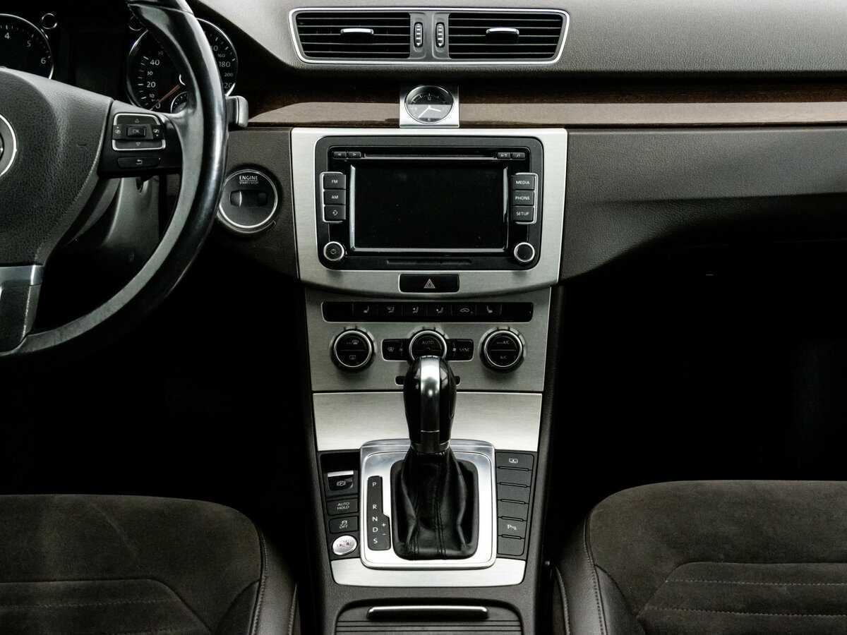 Volkswagen Passat 2012 года с пробегом. Фото: #11