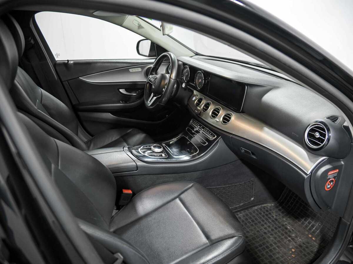 Mercedes-Benz E-Класс 2019 года с пробегом. Фото: #16