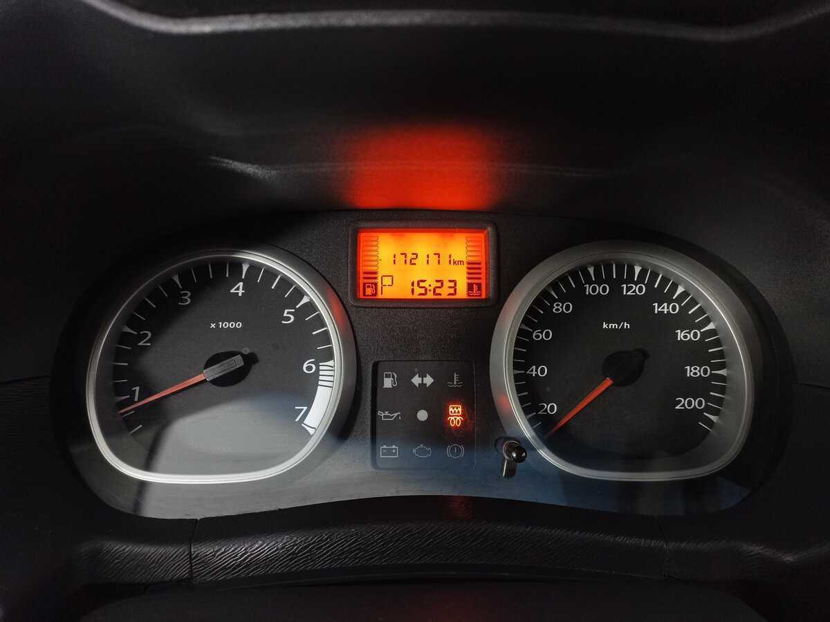 Б/У Рено Дастер 2015 года. Фото: #12