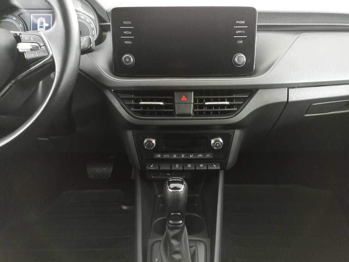 Б/У Шкода Рапид 2021 года. Фото: #14