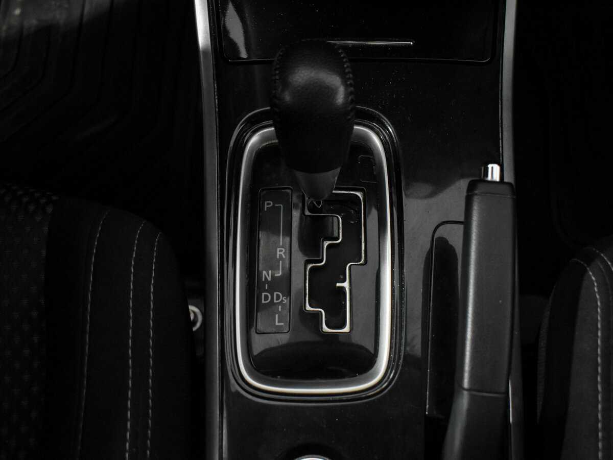 Б/У Митсубиши Оутлэндер 2018 года. Фото: #7