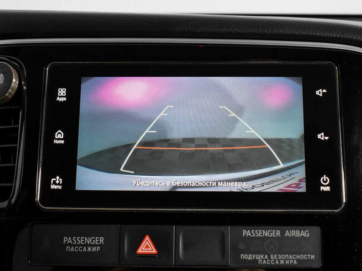 Б/У Митсубиши Оутлэндер 2018 года. Фото: #17