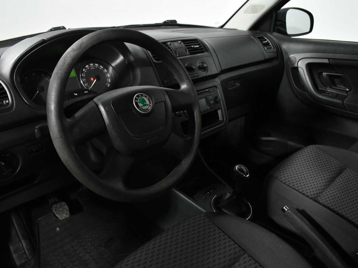 Б/У Шкода Фабия 2012 года. Фото: #8