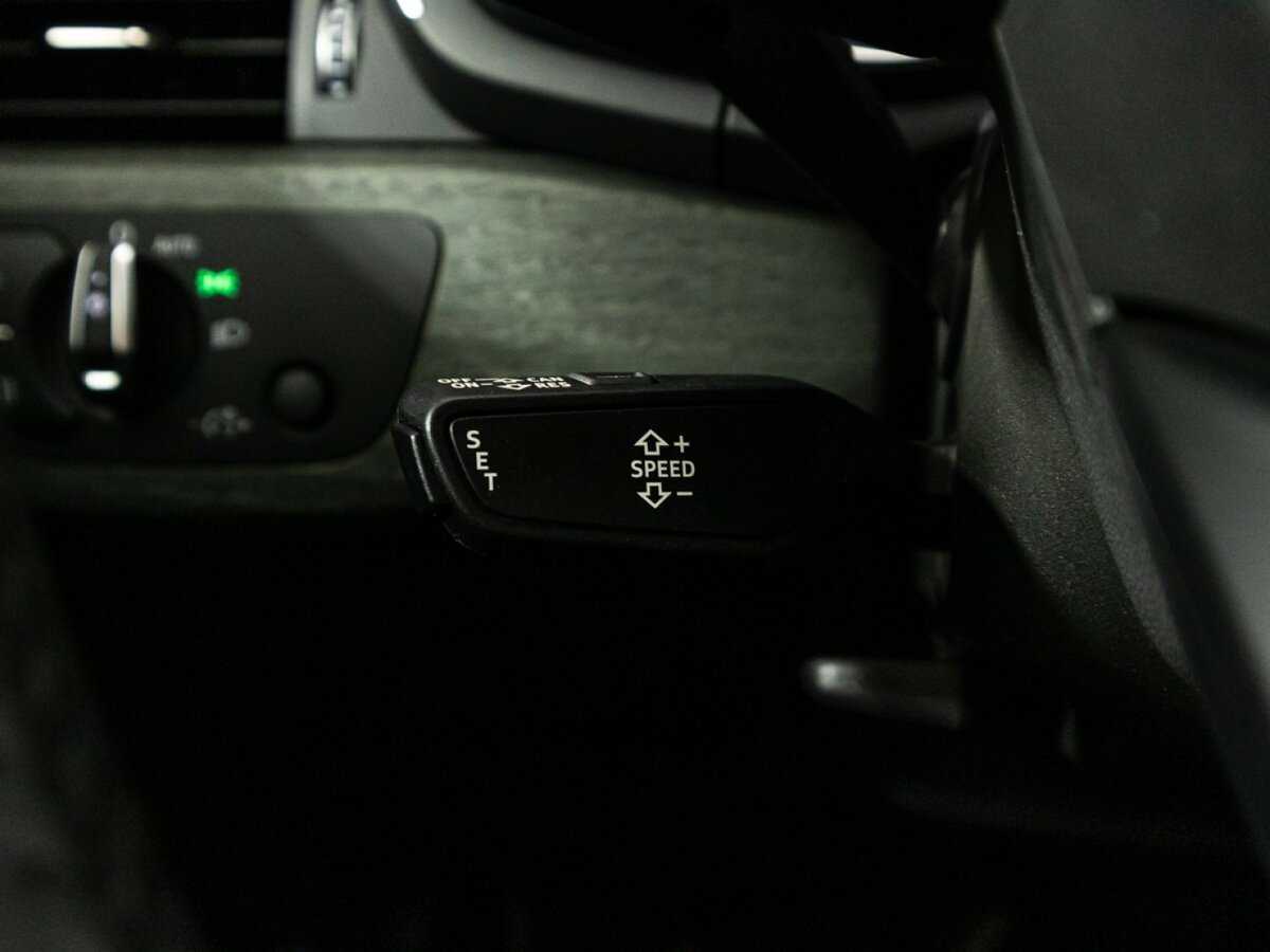 Audi A4 2019 года с пробегом. Фото: #18