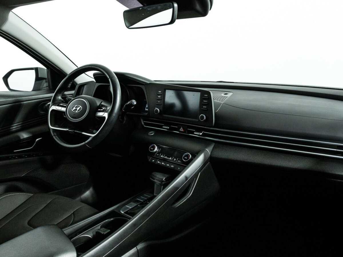 Б/У Хендай Елантра 2021 года. Фото: #8