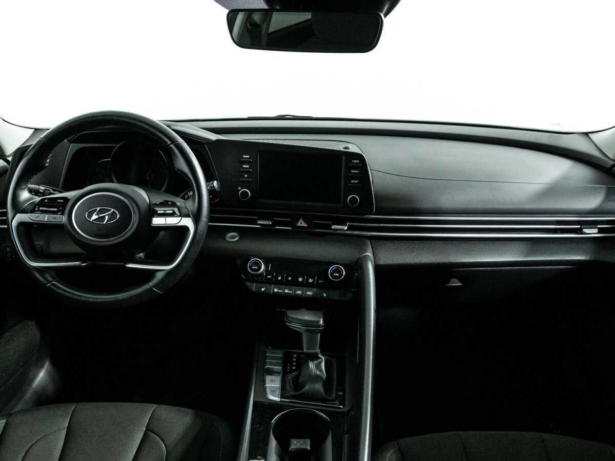 Б/У Хендай Елантра 2021 года. Фото: #12