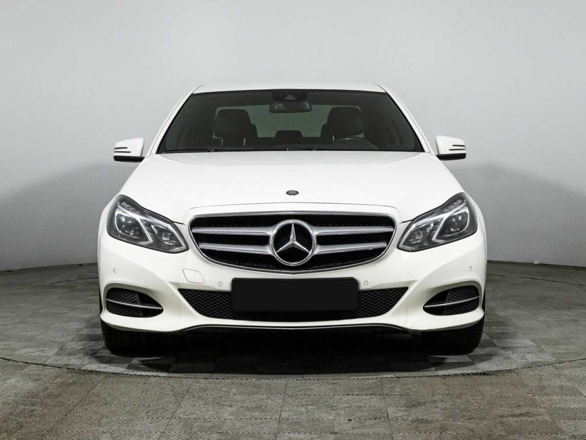 Mercedes-Benz E-Класс 2013 года с пробегом. Фото: #1