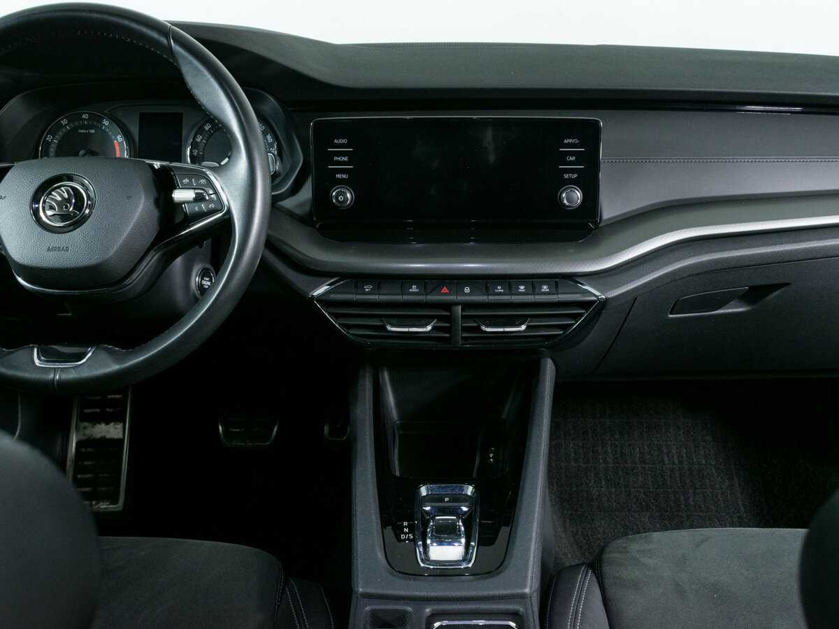 Б/У Шкода Октавия 2020 года. Фото: #8