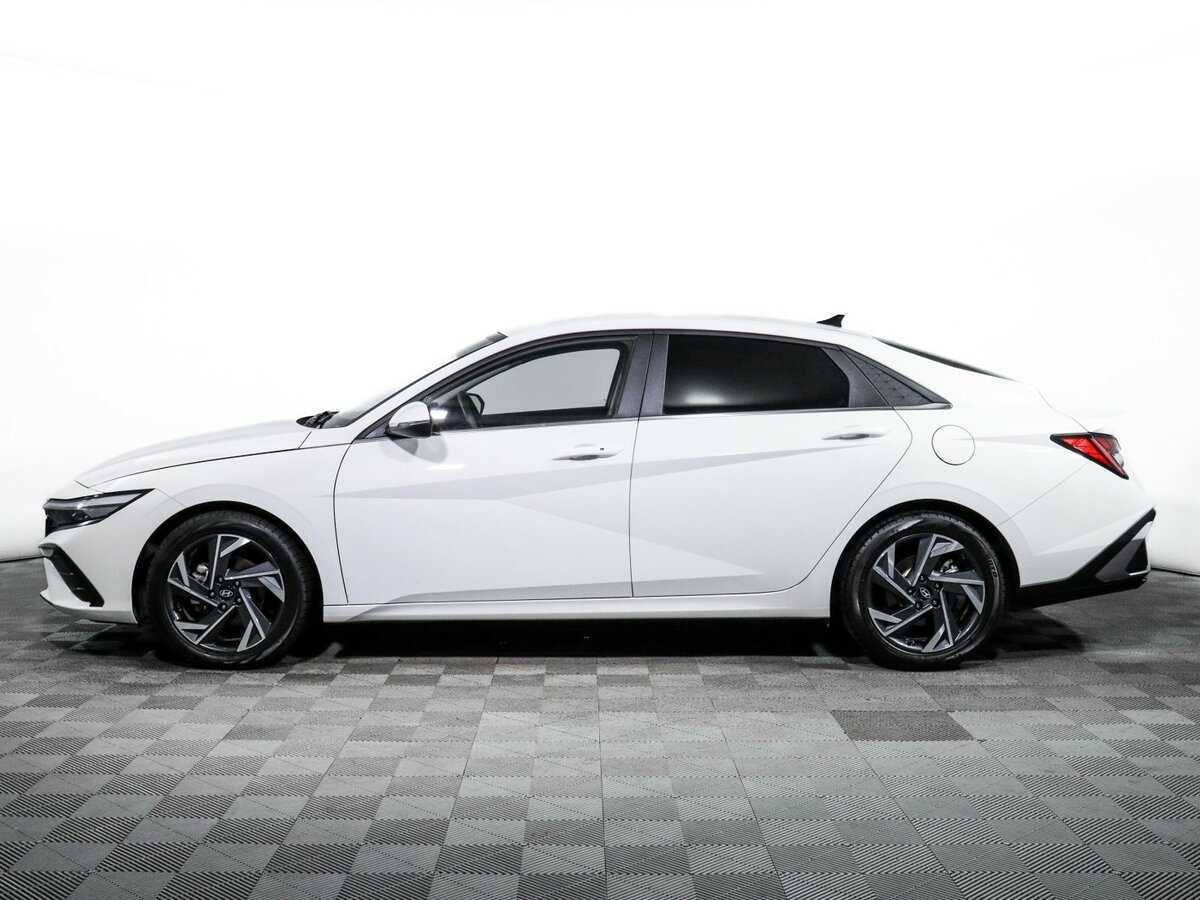 Б/У Хендай Елантра 2023 года. Фото: #4