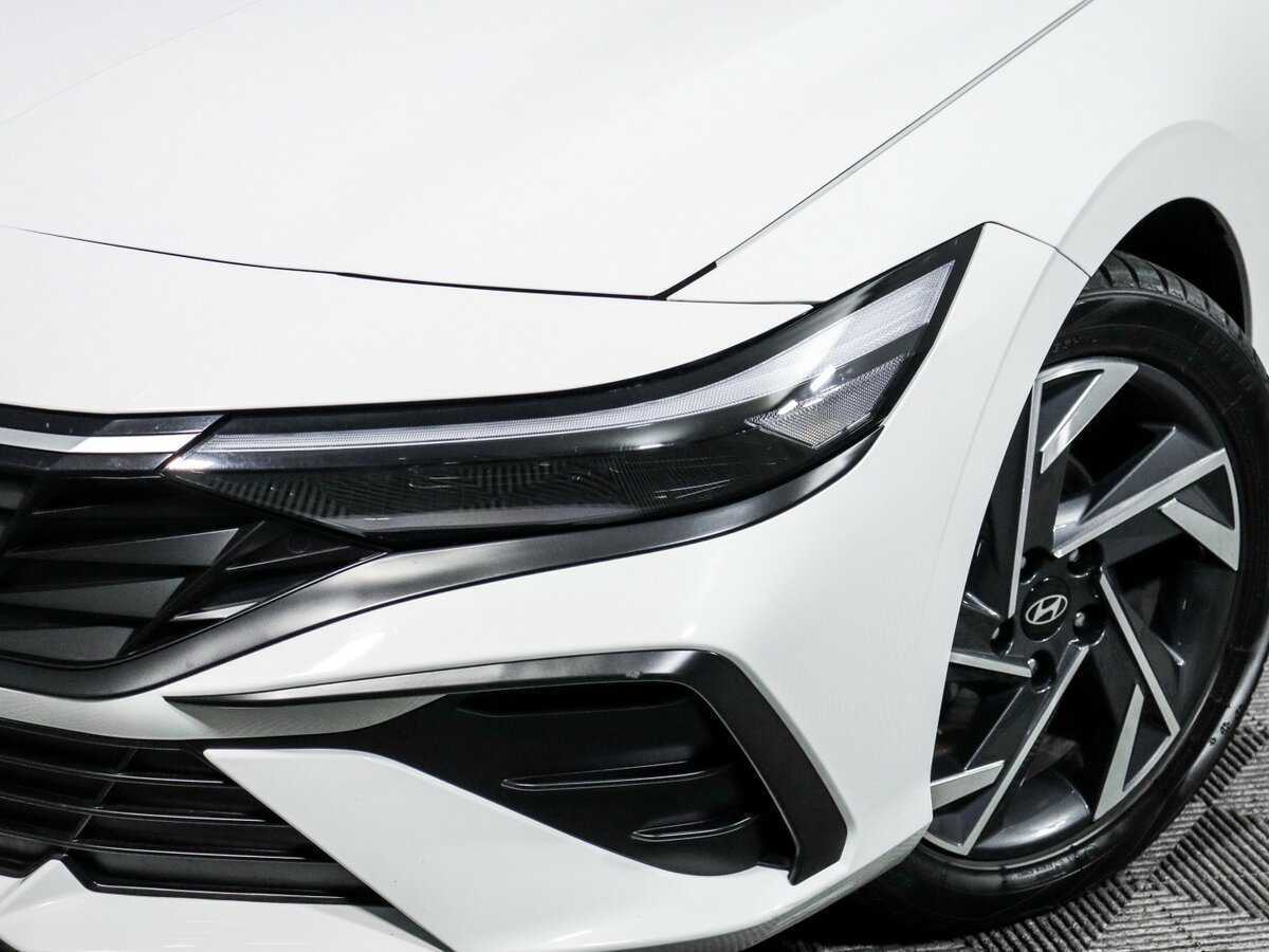 Б/У Хендай Елантра 2023 года. Фото: #12