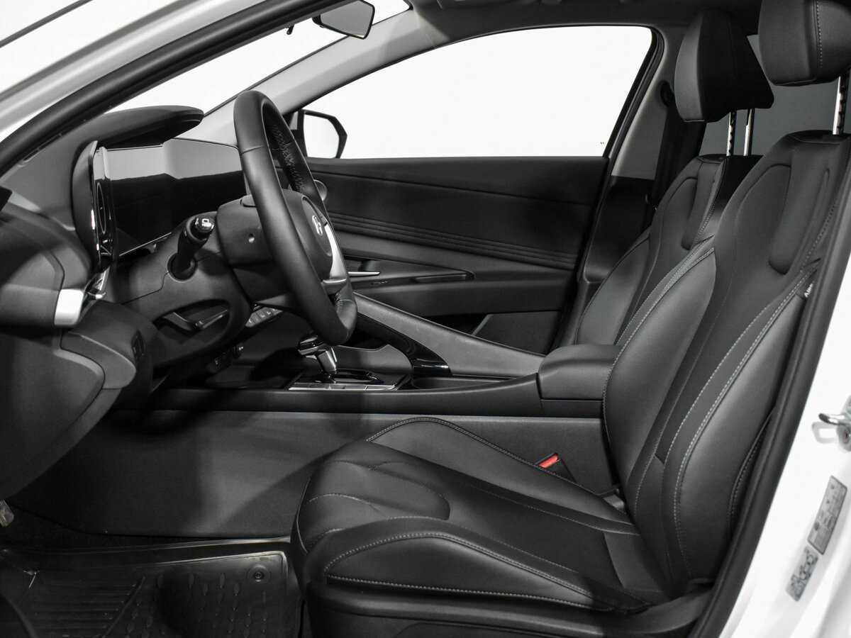 Б/У Хендай Елантра 2023 года. Фото: #11