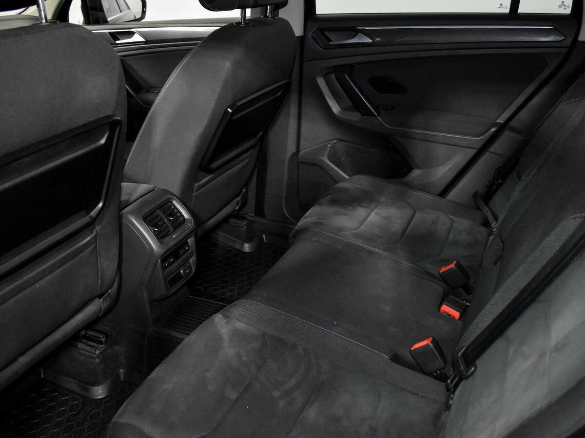 Б/У Фольксваген Тигуан 2017 года. Фото: #13