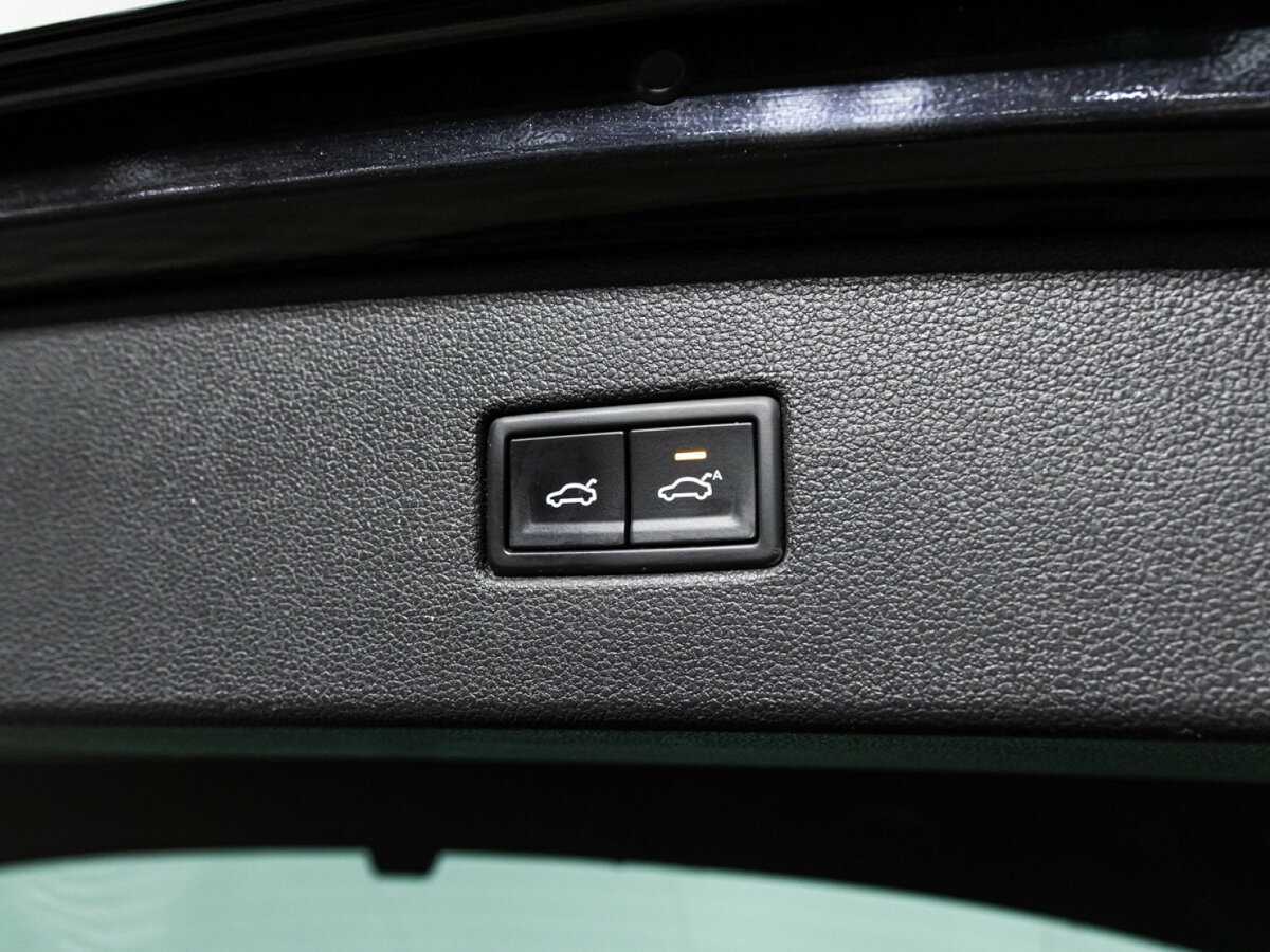 Б/У Фольксваген Тигуан 2017 года. Фото: #15