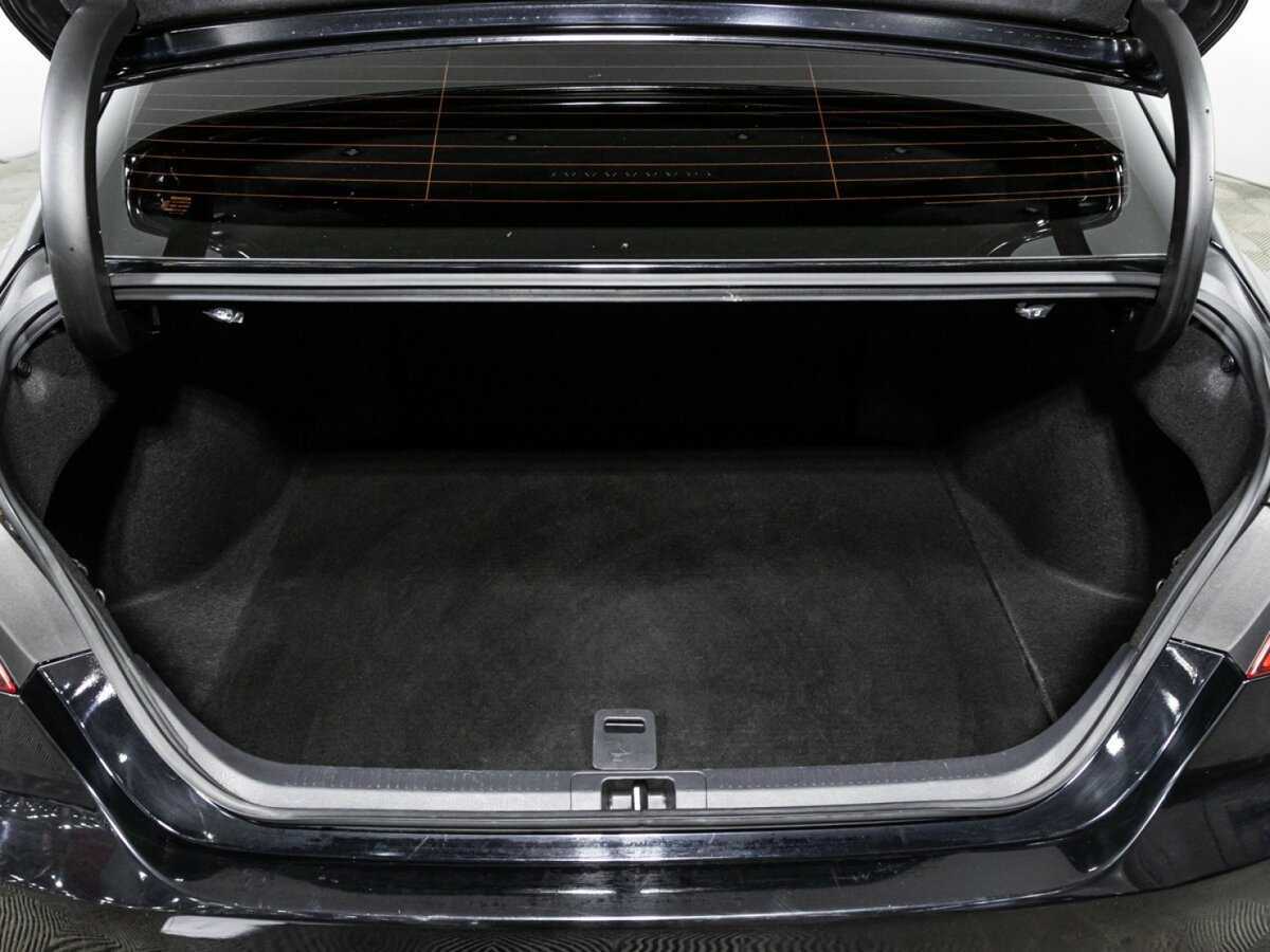 Toyota Camry 2019 года с пробегом. Фото: #14