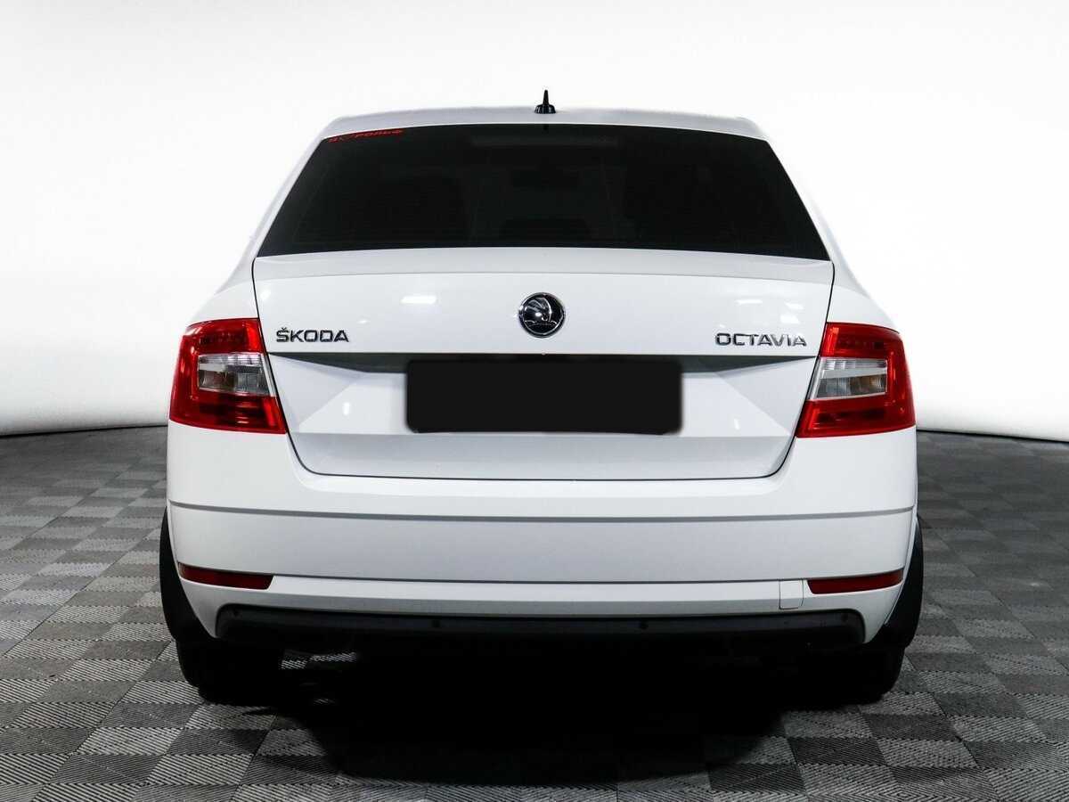 Б/У Шкода Октавия 2019 года. Фото: #5