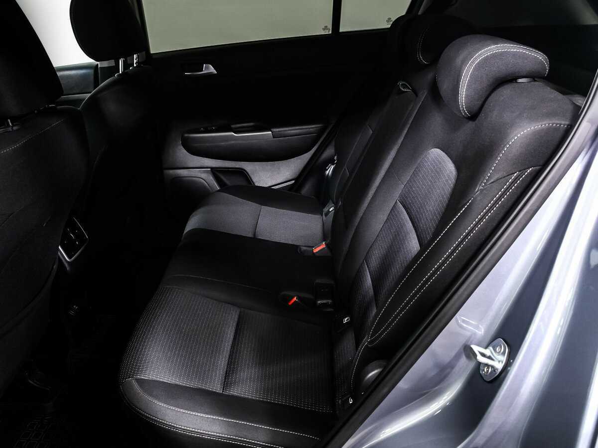 Б/У Киа Спортейдж 2021 года. Фото: #12