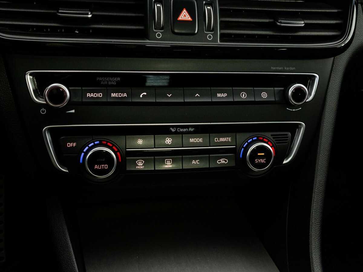 Б/У Киа Оптима 2017 года. Фото: #15