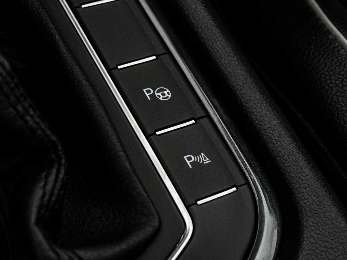 Б/У Фольксваген Тигуан 2017 года. Фото: #14