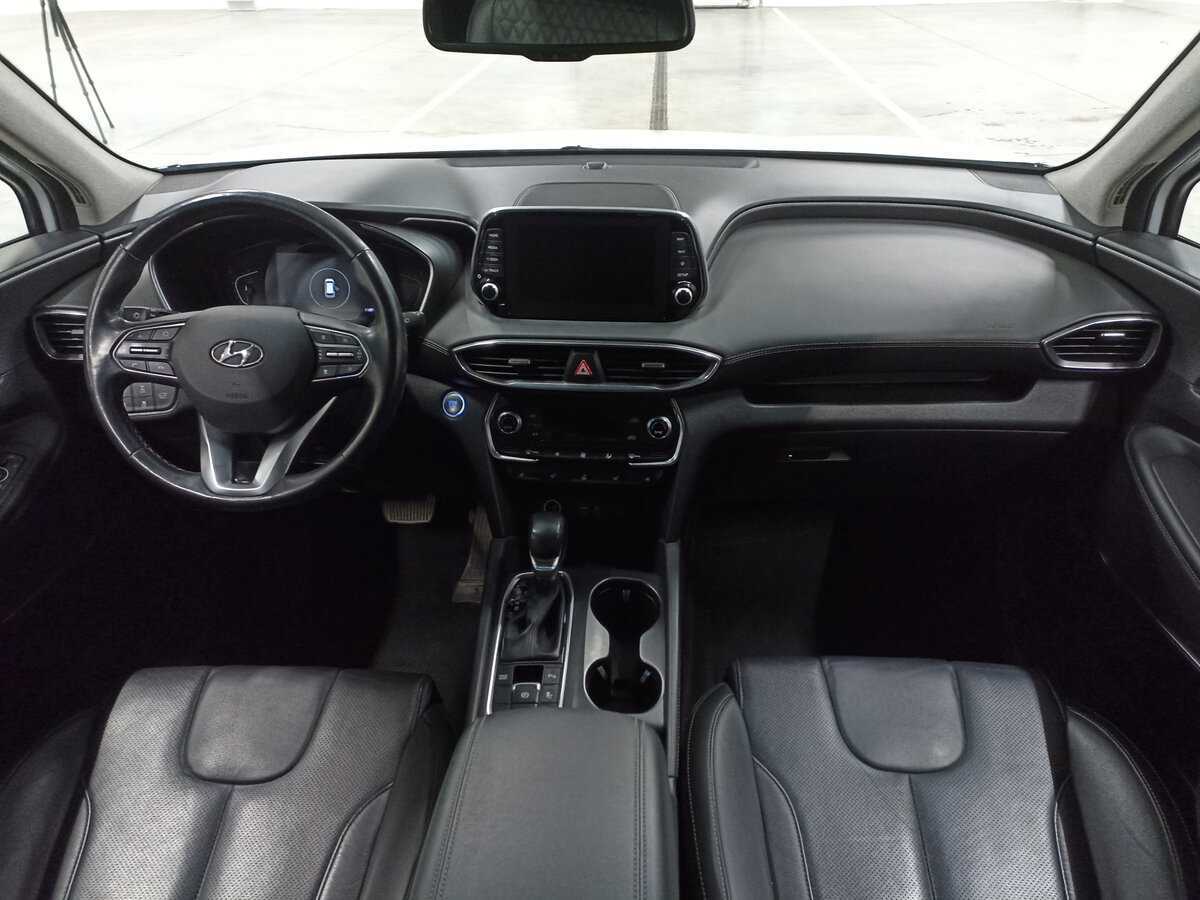 Hyundai Santa Fe 2018 года с пробегом. Фото: #13