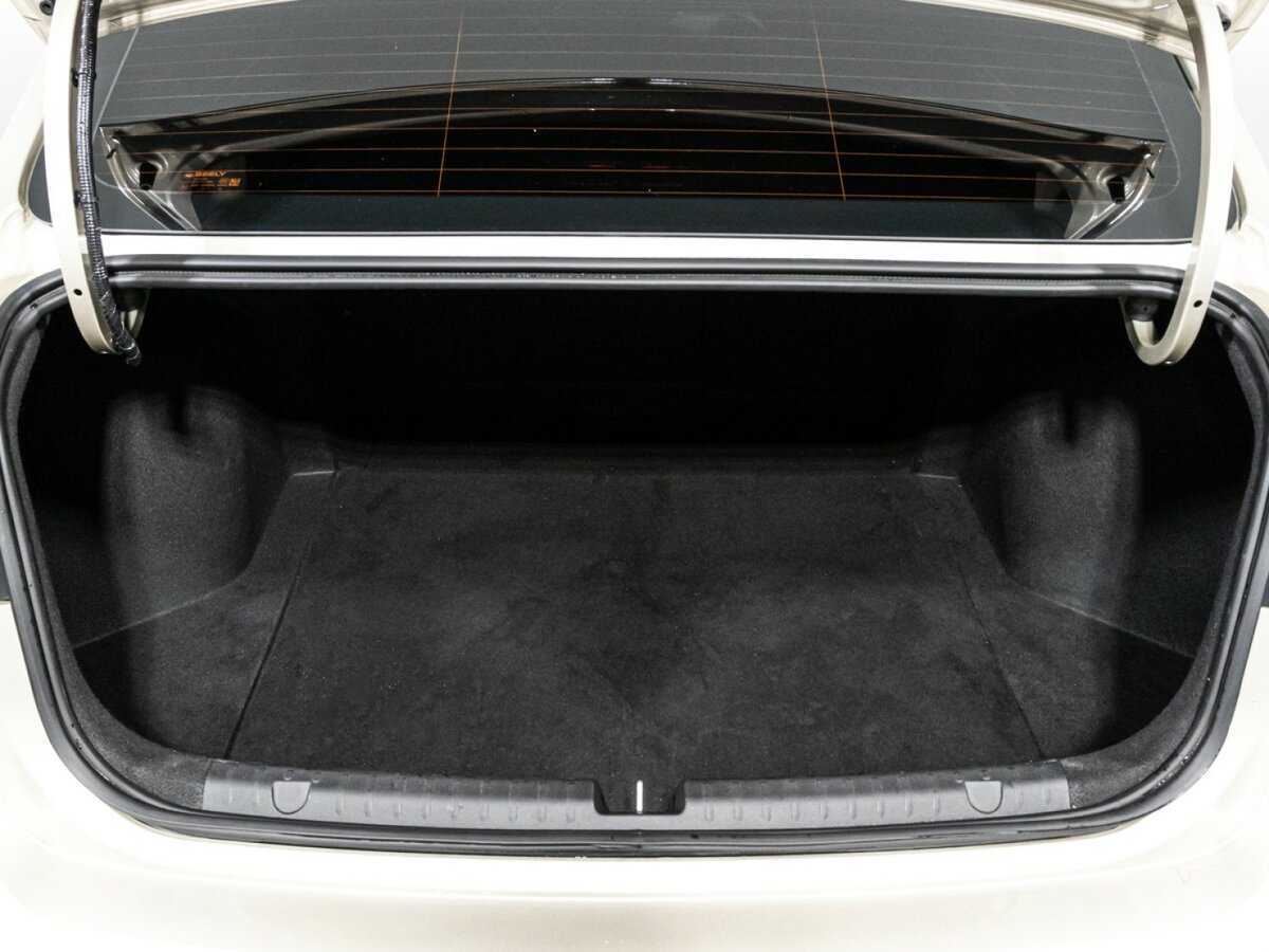 Б/У Джили Эмгранд 2023 года. Фото: #14