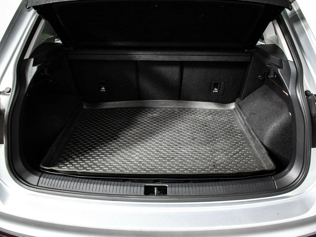 Б/У Фольксваген Тигуан 2017 года. Фото: #12