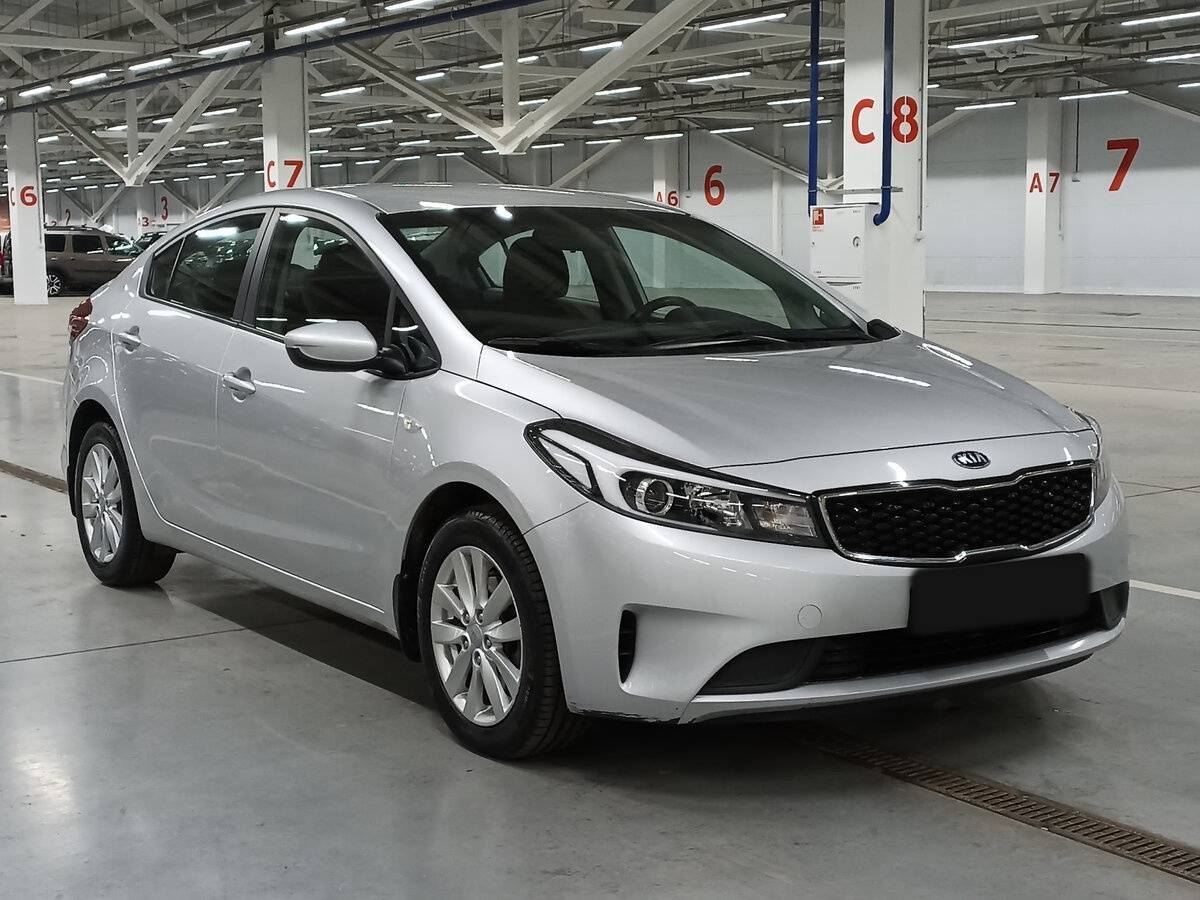 Kia Cerato 2018 года с пробегом. Фото: #2