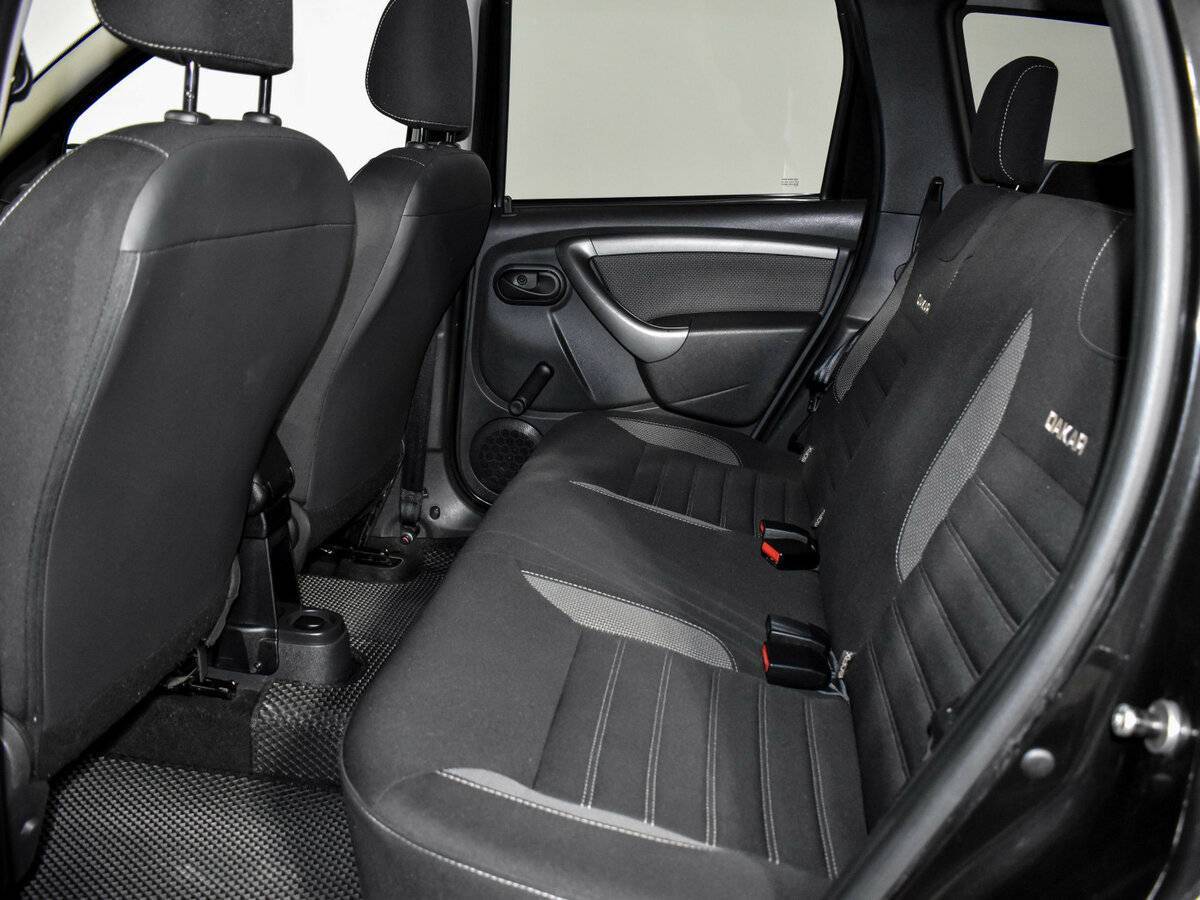 Б/У Рено Дастер 2017 года. Фото: #10