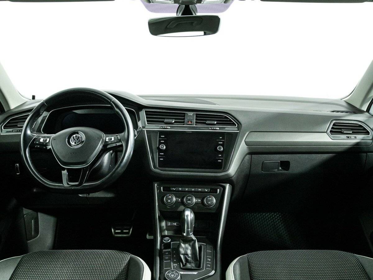 Б/У Фольксваген Тигуан 2018 года. Фото: #12