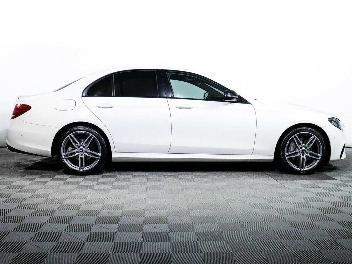 Mercedes-Benz E-Класс 2017 года с пробегом. Фото: #3