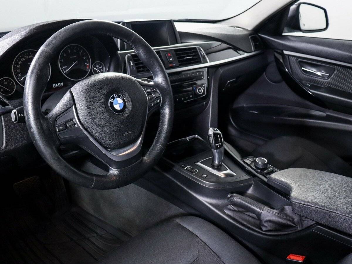 BMW 3 серии 2016 года с пробегом. Фото: #13