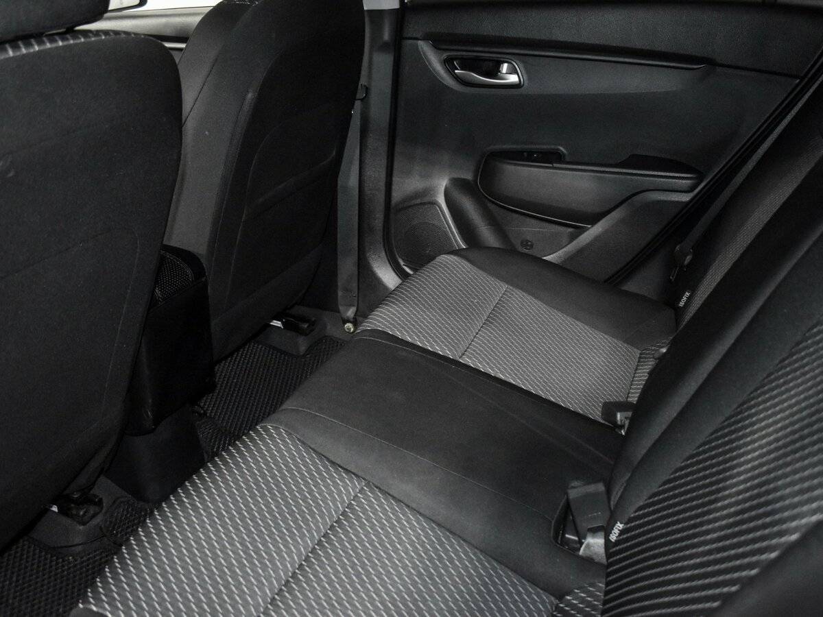 Б/У Киа Рио 2020 года. Фото: #12