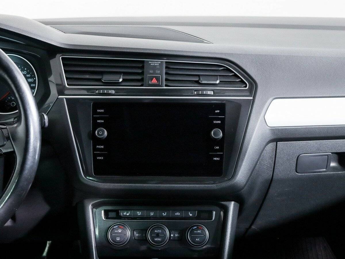 Б/У Фольксваген Тигуан 2017 года. Фото: #9