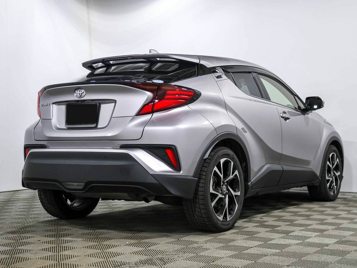 Toyota C-HR 2020 года с пробегом. Фото: #3