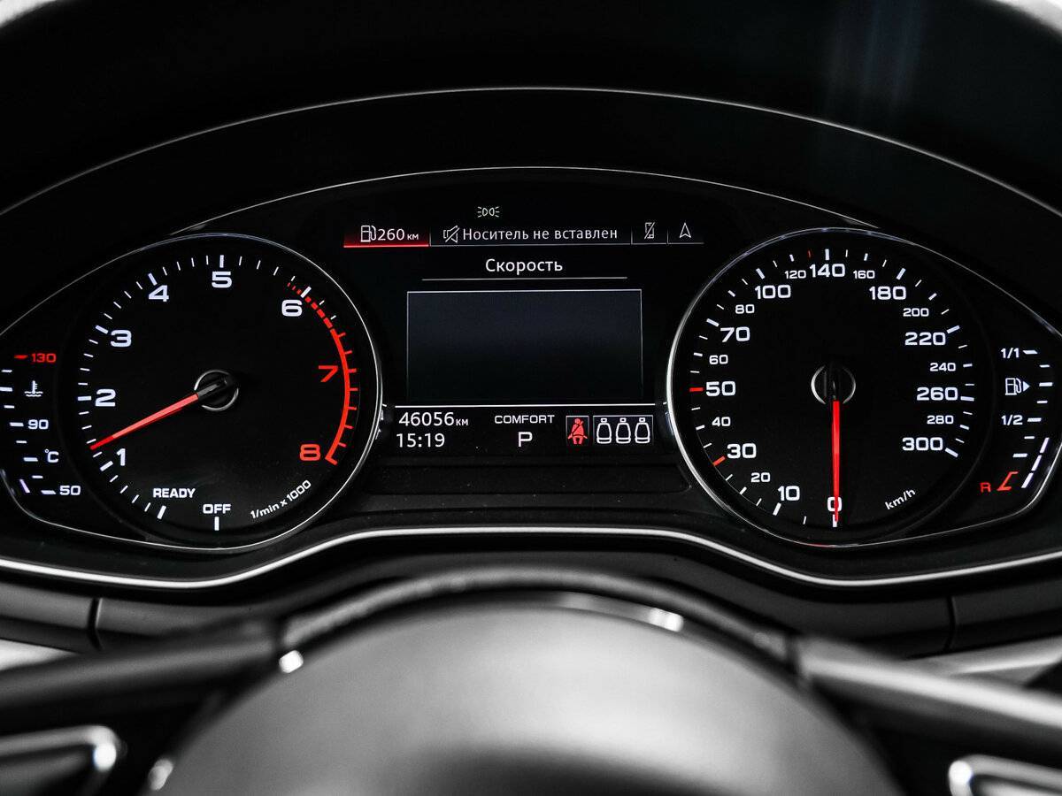 Audi A4 2020 года с пробегом. Фото: #9