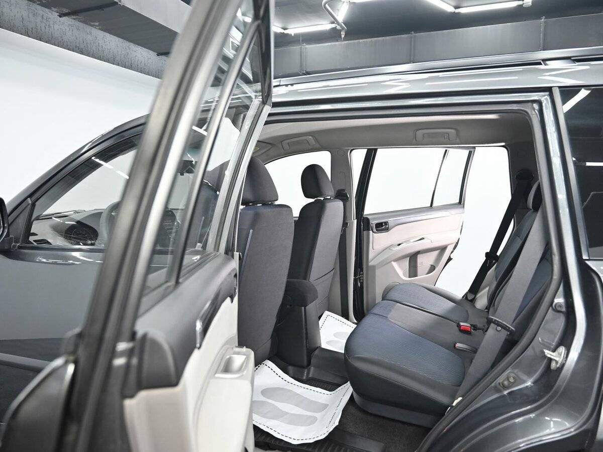 Б/У Митсубиши Паджеро Спорт 2014 года. Фото: #13