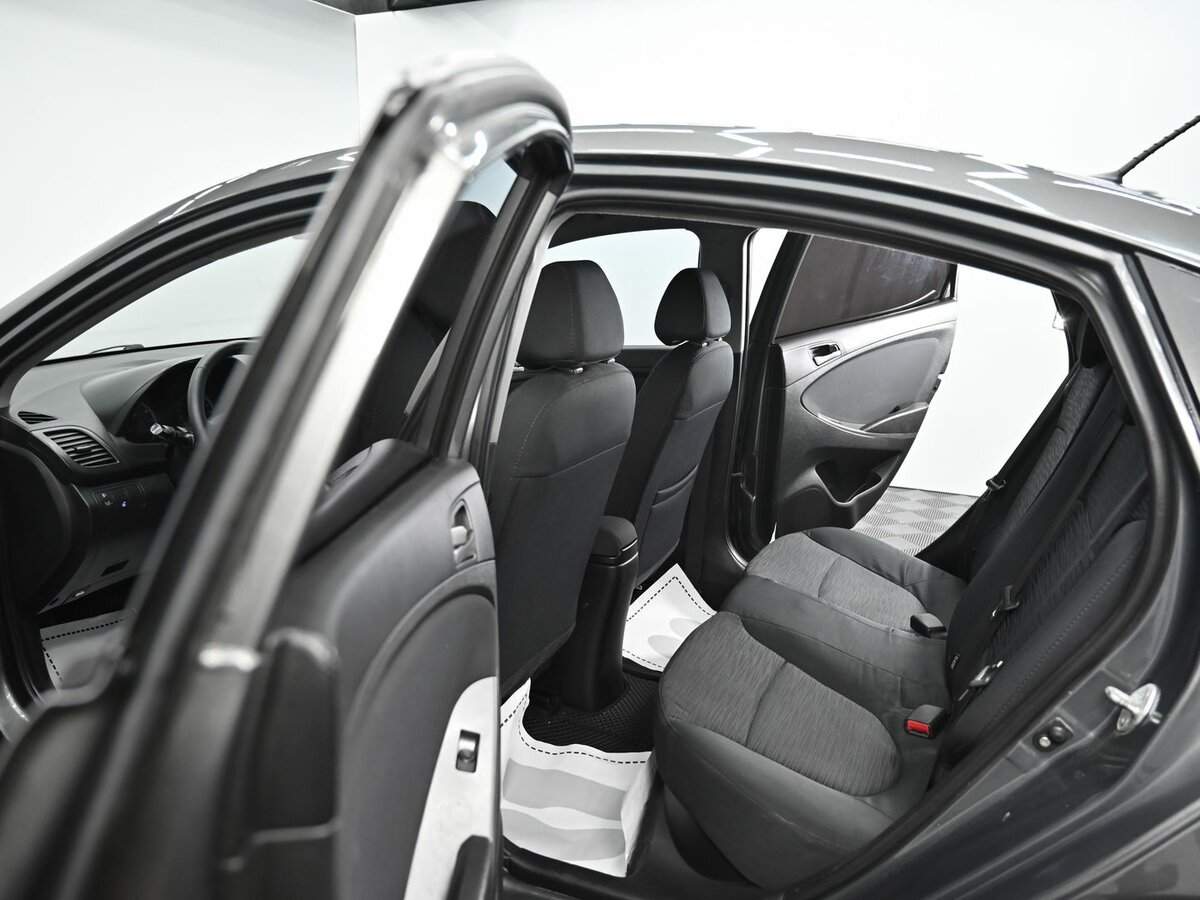 Hyundai Solaris 2014 года с пробегом. Фото: #14