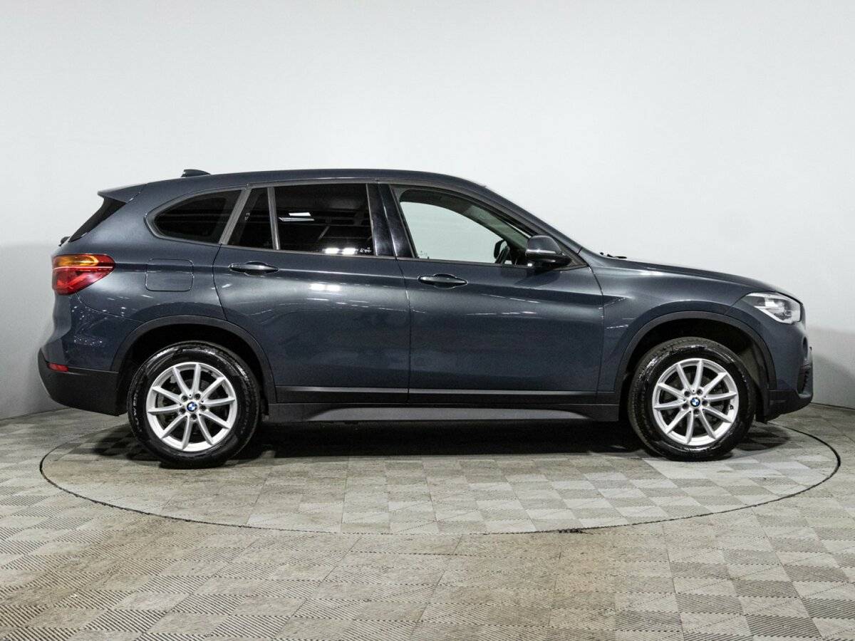 BMW X1 2018 года с пробегом. Фото: #3