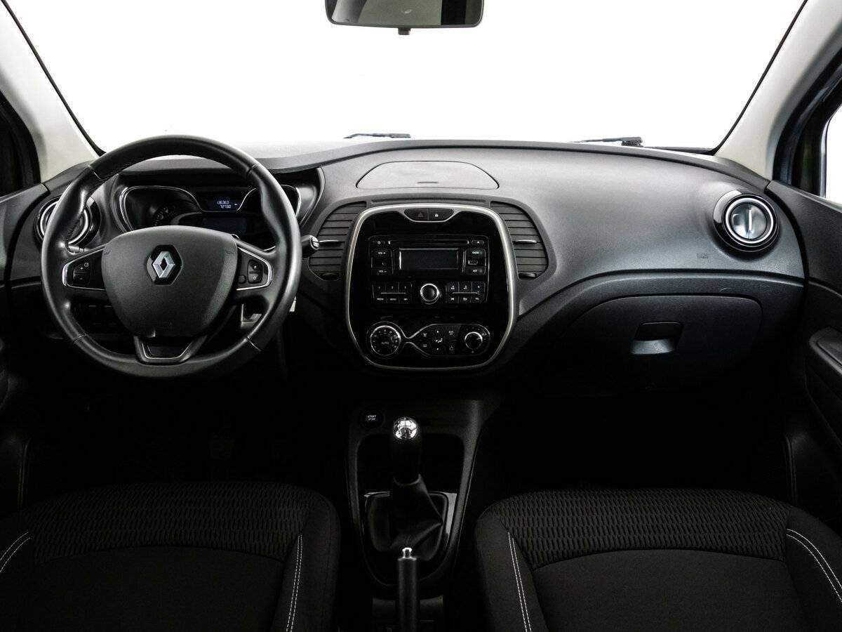 Б/У Рено Каптюр 2017 года. Фото: #7