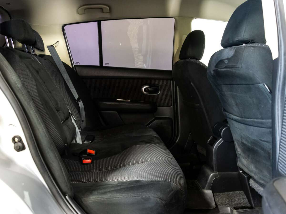 Б/У Ниссан Тиида 2013 года. Фото: #12